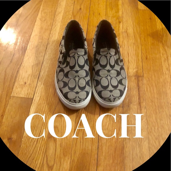 Coach Shoes - FINAL SALE🔥🔥COACH SLIP ON SHOES SIZE 7.5